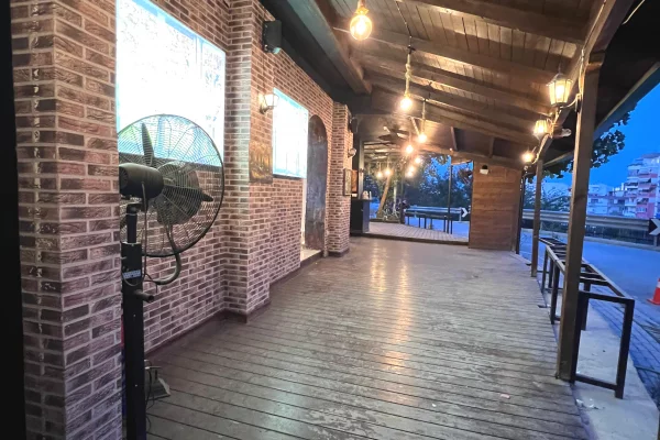 JEPET AMBJENT ME QIRA , Kopshti Zologjik 