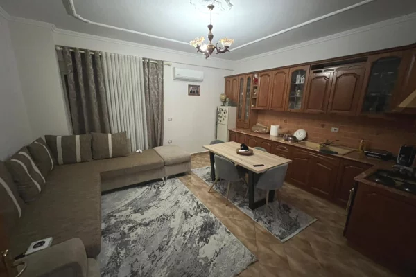 Shtepi ne shitje 1+1 ne Tirane - 117,000 Euro