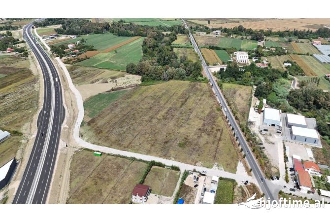 Ambient biznesi ne shitje 4+1 ne Tirane - 1,700,000 Euro