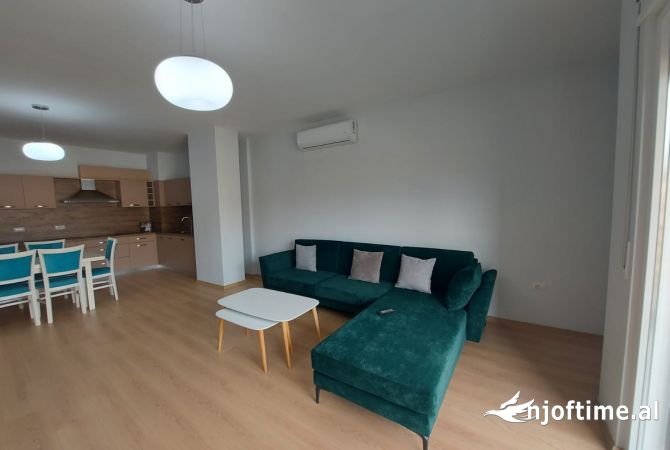 Shtepi me qera 2+1 ne Tirane - 550 Euro