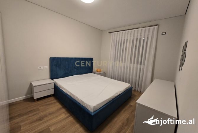 Shtepi ne shitje Apartament ne Durres, 2+1, Mobilimi E mobiluar, Pagesa 295,000  Euro.