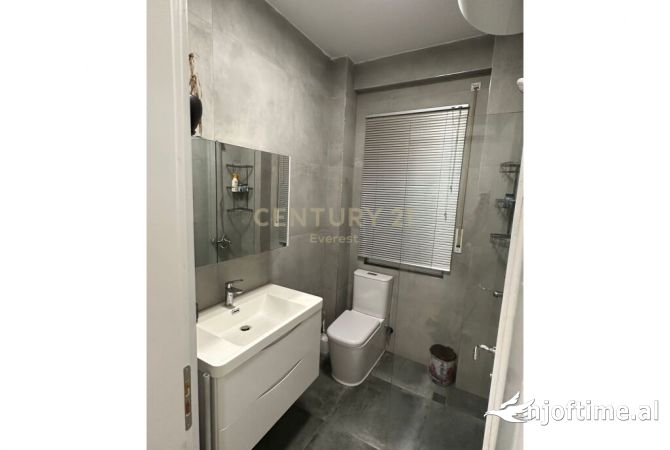 Shtepi me qera 1+1 ne Tirane - 550 Euro
