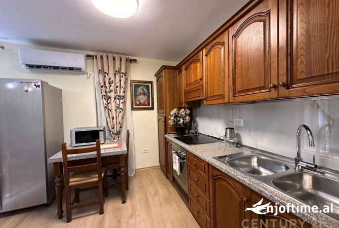 Shtepi ne shitje 2+1 ne Tirane - 170,000 Euro