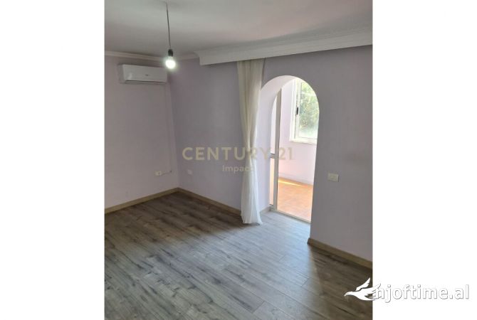 Shtepi ne shitje 2+1 ne Tirane - 210,000 Euro
