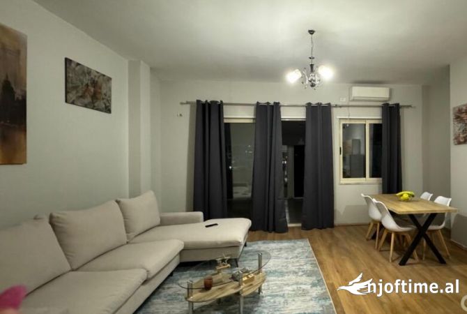 Shtepi ne shitje 2+1 ne Tirane - 438,000 Euro