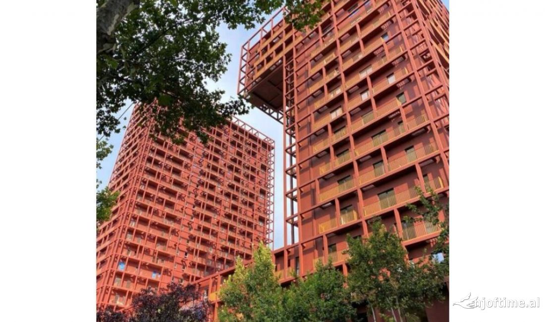 Shtepi ne shitje Apartament ne Tirane, 2+1, Mobilimi E mobiluar, Pagesa 360,000  Euro.