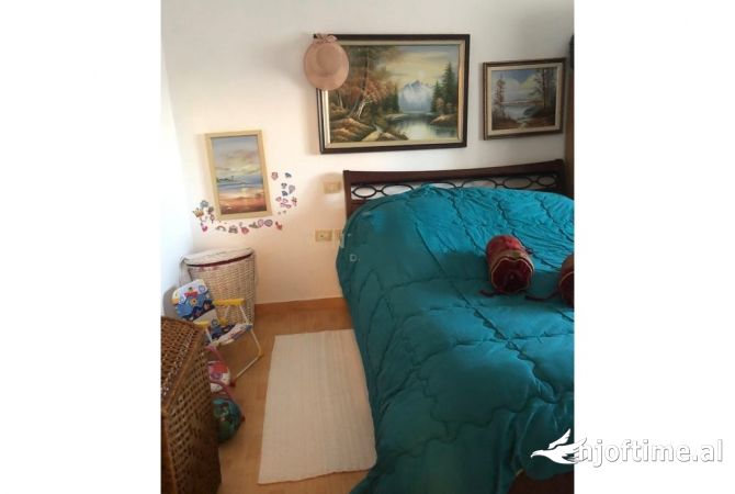 Shtepi ne shitje 1+1 ne Tirane - 75,000 Euro