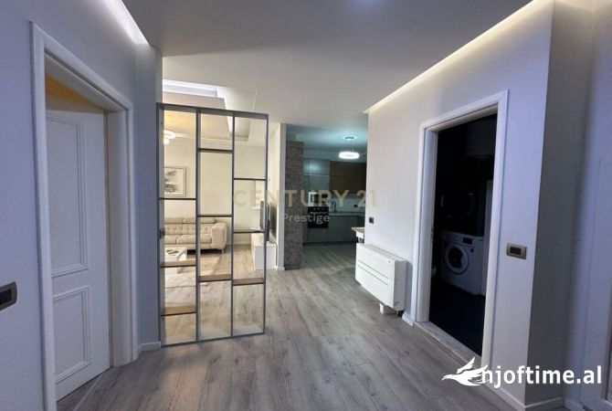 Shtepi me qera 2+1 ne Tirane - 1,000 Euro