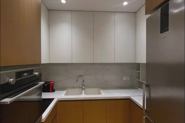 Shtepi me qera Apartament ne Tirane, 2+1, Mobilimi E mobiluar, Pagesa 1,200  Euro.