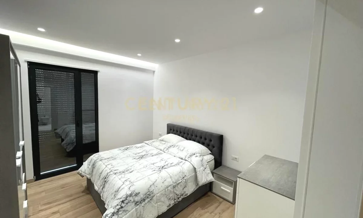 Shtepi me qera Apartament ne Tirane, 2+1, Mobilimi E mobiluar, Pagesa 1,500  Euro.