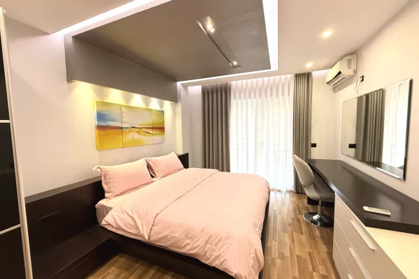 Shtepi me qera 2+1 ne Tirane - 1,500 Euro