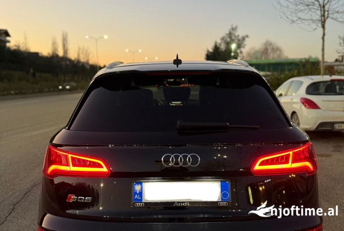 Auto in Vendita  a Tirana - 30,000 Euro