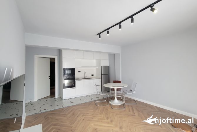 Shtepi me qera 1+1 ne Tirane - 650 Euro