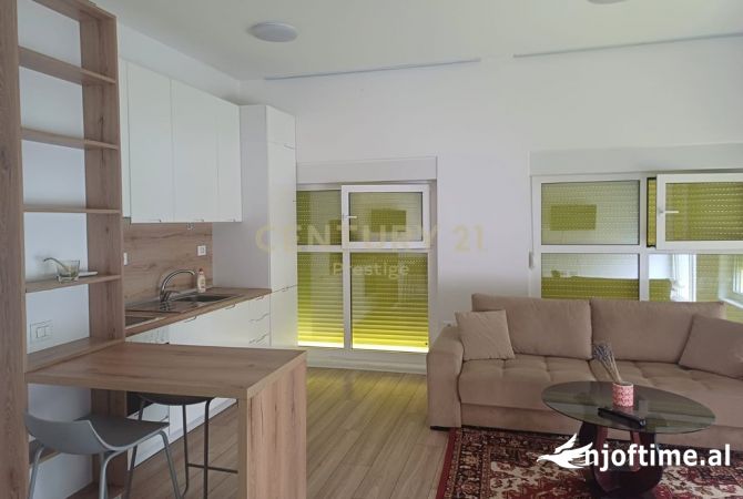 Shtepi me qera 2+1 ne Tirane - 460 Euro