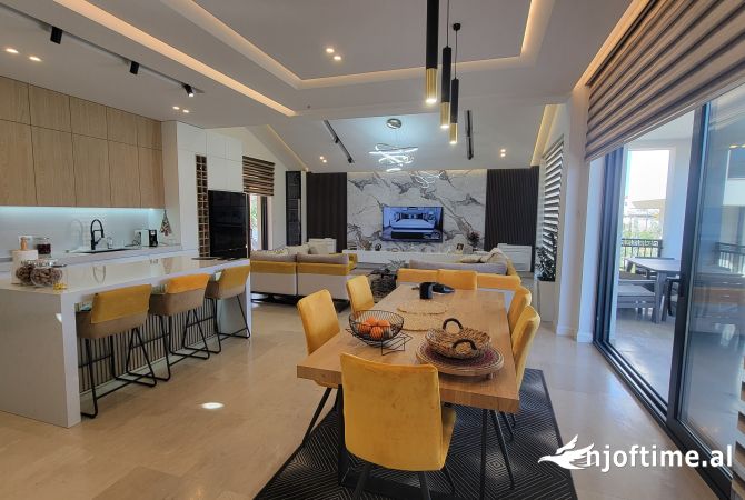 Shtepi me qera 4+1 ne Tirane - 3,500 Euro