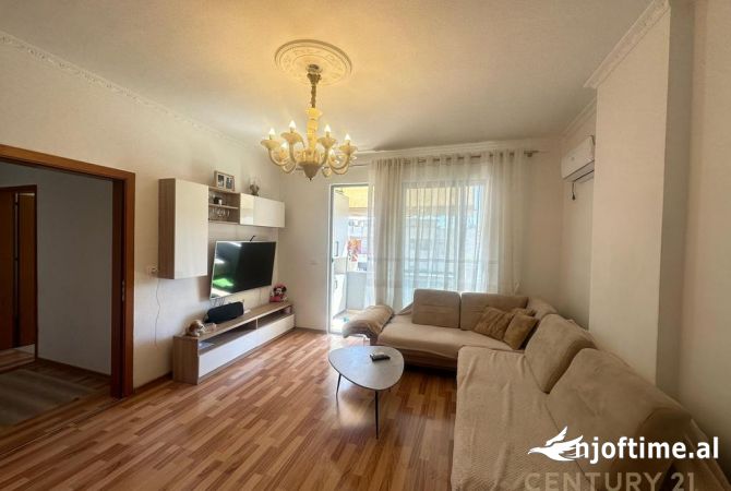 Shtepi me qera 2+1 ne Tirane - 600 Euro