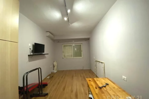 Shtepi me qera 2+1 ne Tirane - 550 Euro