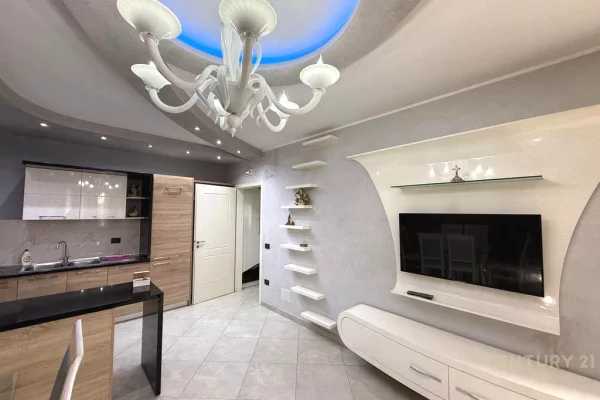 Shtepi me qera 2+1 ne Tirane - 600 Euro
