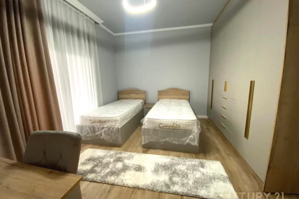 Shtepi me qera Apartament ne Tirane, 2+1, Mobilimi E mobiluar, Pagesa 1,500  Euro.