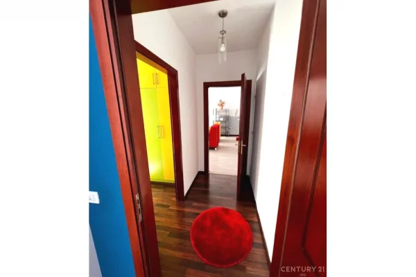 Shtepi me qera 2+1 ne Tirane - 800 Euro