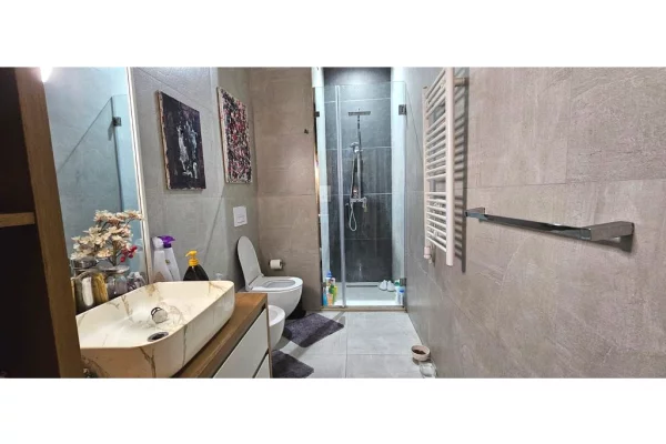 House for Sale 2+1 in Tirana - 180,000 Euro