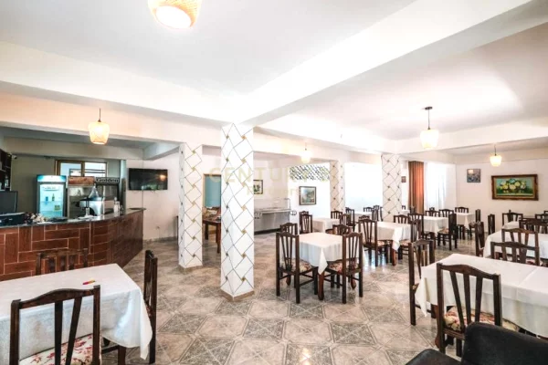 EKSKLUZIVE! SHESIM HOTEL NE GOLEM SIPERFAQJE TOTALE 2830m2