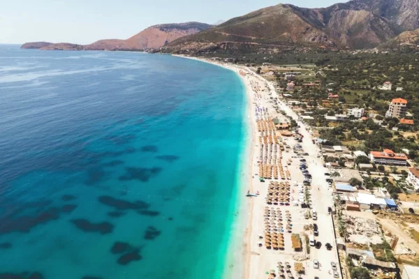 Truall ose Toke ne Sarande - 1,200,000 Euro