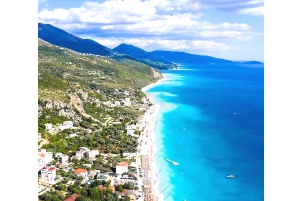 Truall ose Toke ne Sarande - 1,200,000 Euro