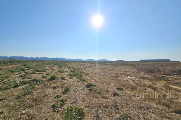 Terreno in vendita  a Durazzo - 1,100,000 Euro