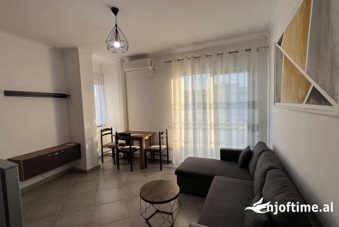 Shtepi me qera 1+1 ne Tirane - 400 Euro
