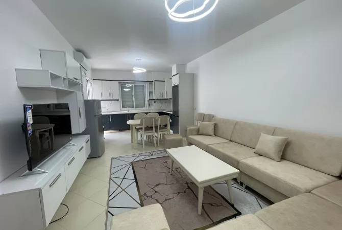 Shtepi me qera 2+1 ne Tirane - 500 Euro