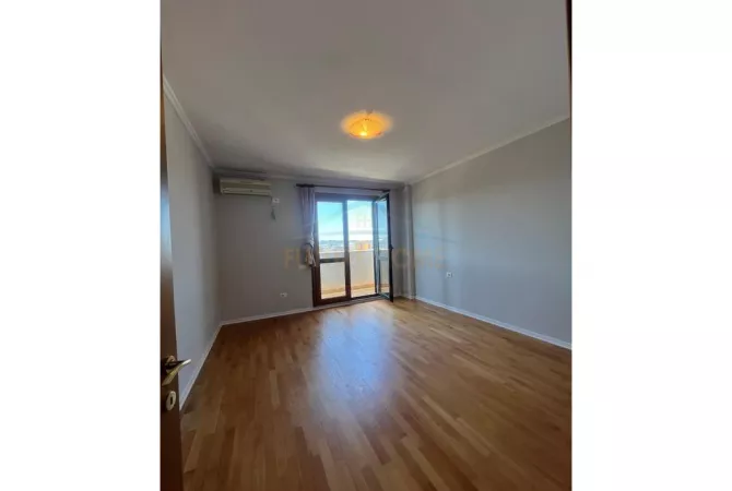 Shtepi ne shitje 2+1 ne Tirane - 175,000 Euro