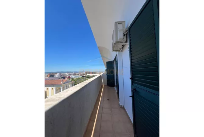 Shtepi ne shitje 2+1 ne Tirane - 175,000 Euro