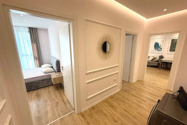 Shtepi me qera Apartament ne Tirane, 2+1, Mobilimi E mobiluar, Pagesa 800  Euro.