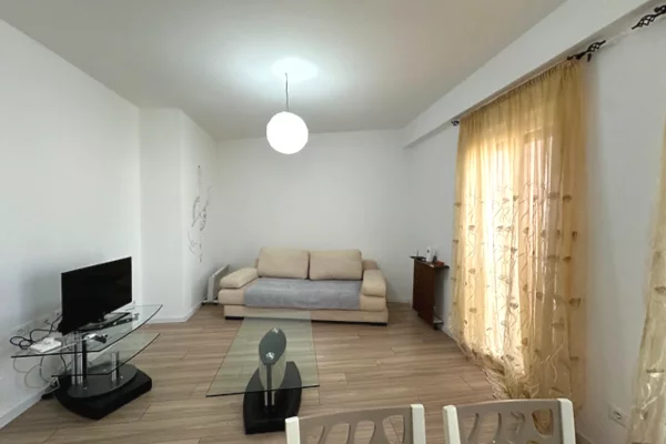 Shtepi ne shitje 1+1 ne Tirane - 140,000 Euro