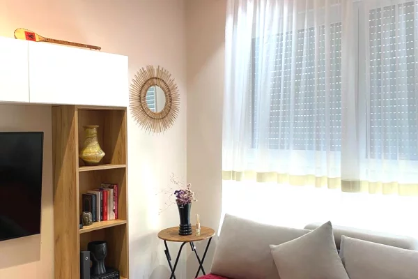 Shtepi me qera 2+1 ne Tirane - 600 Euro