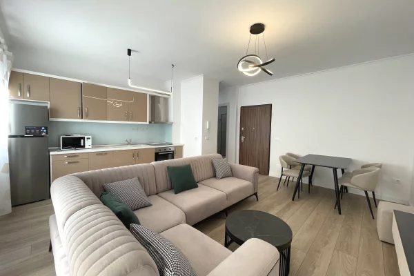 Casa in affitto 2+1 a Tirana - 800 Euro