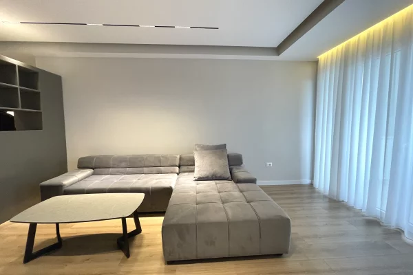 Shtepi ne shitje 2+1 ne Tirane - 220,000 Euro