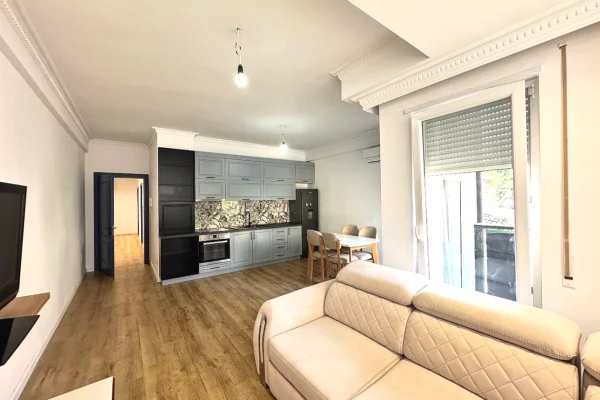 Shtepi ne shitje 2+1 ne Tirane - 190,000 Euro