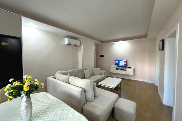 Shtepi me qera 1+1 ne Tirane - 800 Euro