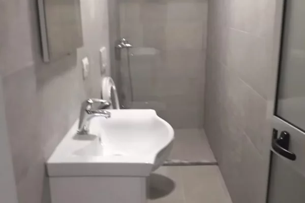 Shtepi me qera Garsoniere ne Tirane - 450 Euro