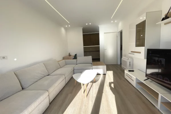 House for Rent 2+1 in Tirana - 1,100 Euro