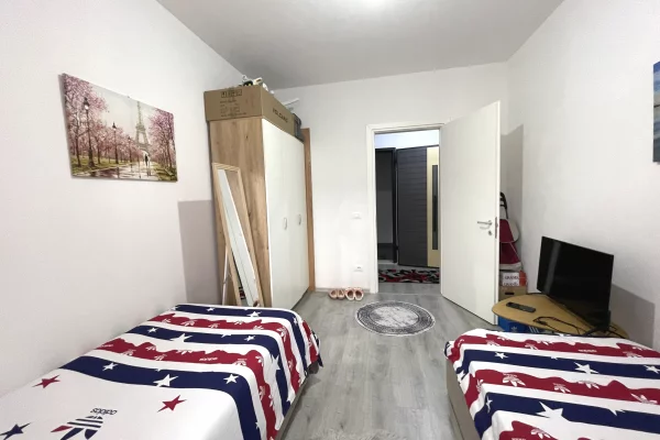 Shtepi ne shitje Apartament ne Tirane, 2+1, Mobilimi E mobiluar, Pagesa 120,000  Euro.