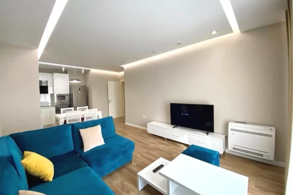 Shtepi me qera 2+1 ne Tirane - 1,100 Euro