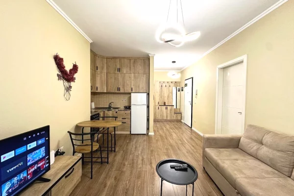 Shtepi me qera 1+1 ne Tirane - 800 Euro