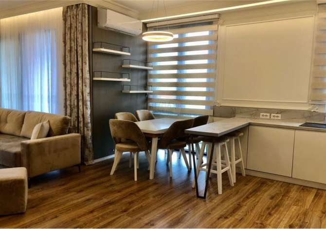 Shtepi me qera 2+1 ne Tirane - 1,500 Euro