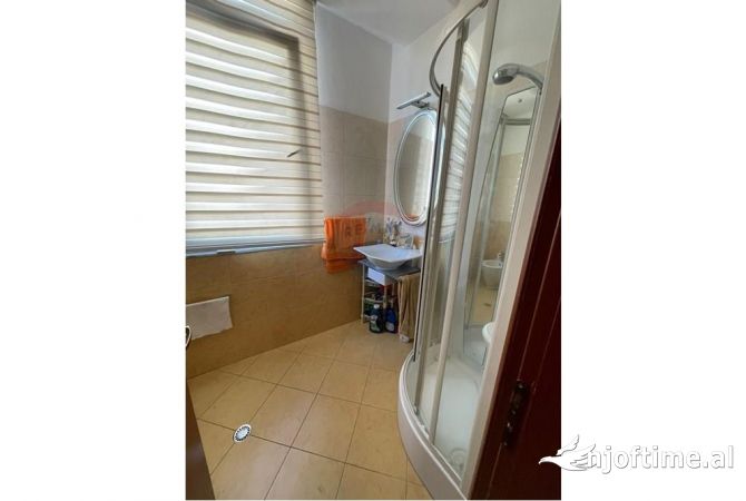 Shtepi ne shitje 2+1 ne Tirane - 150,000 Euro