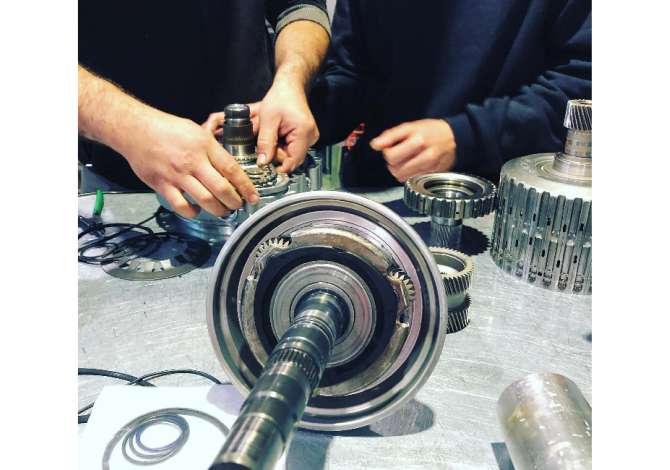 Auto Servis Kambiomatik,riparim te hidroxhuntove, ridotove, diferencialeve e pjese kembimi.