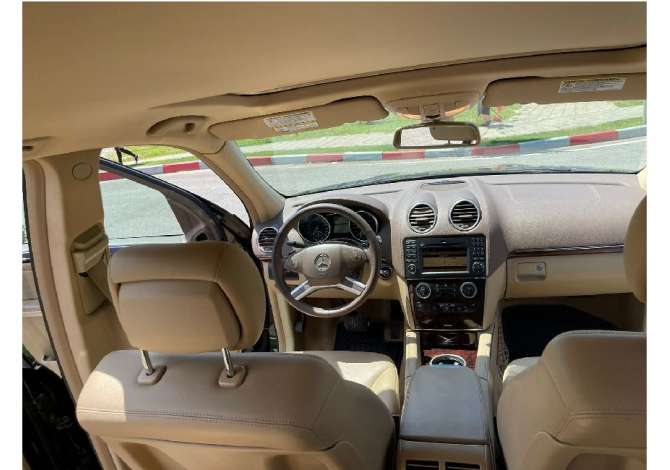 Makina me qera SUV  7 vende Mercedes Benz GL Me Qera Duke Filluar Nga 65 euro dita.