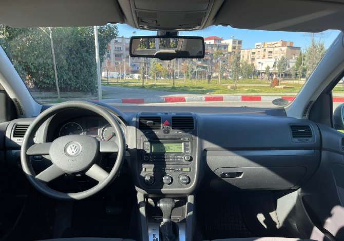 Makine ekonomike Golf 5 me qera duke filluar nga 30 Euro Dita